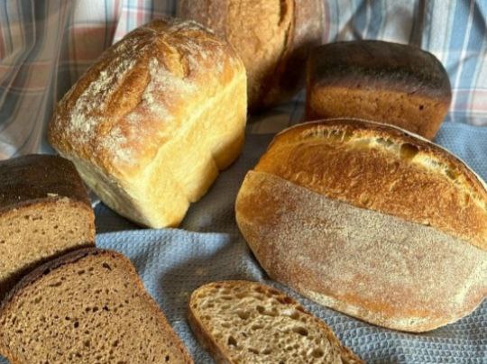 Помол муки на жерновах